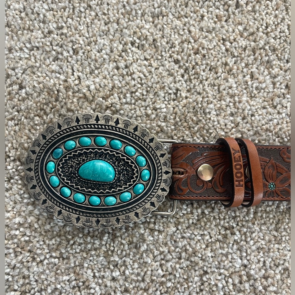 Hooey belt and buckle